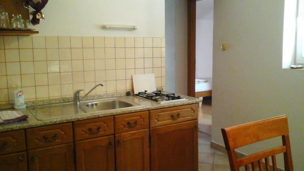 Apartments Jadranka Povile Novi Vinodolski Oda fotoğraf
