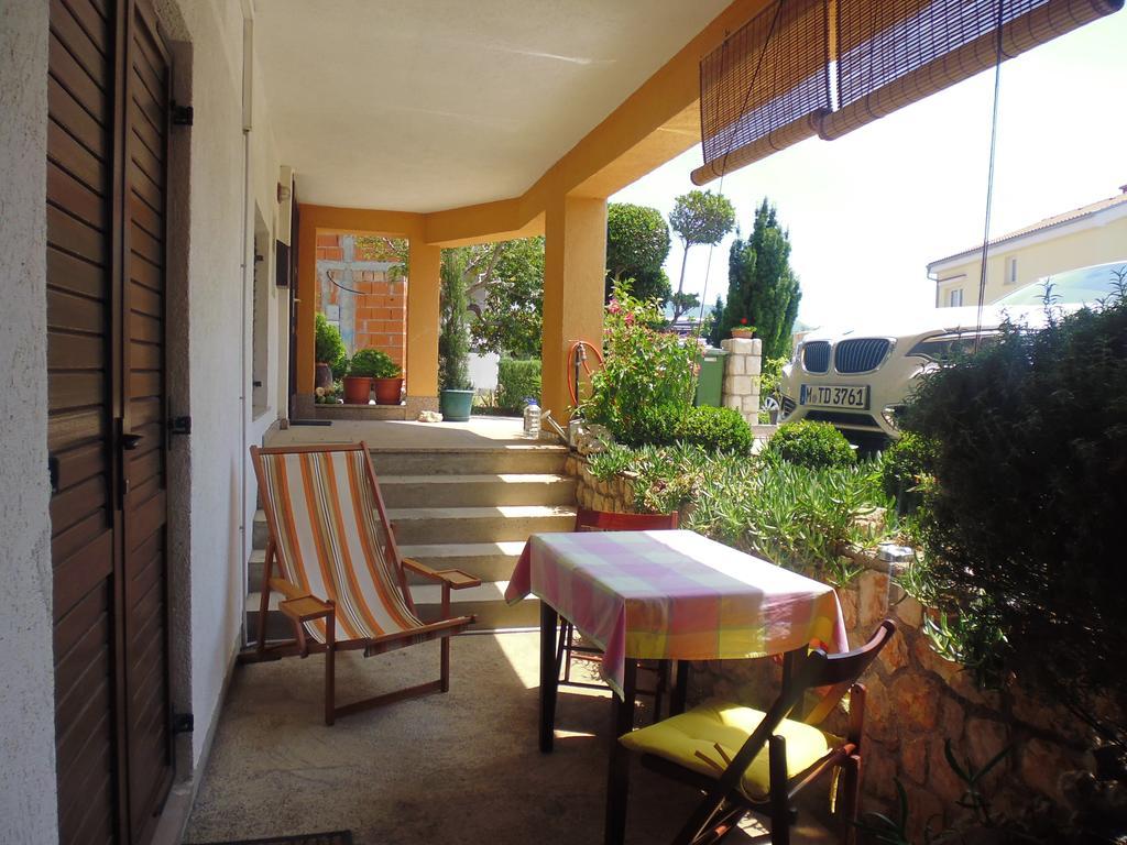 Apartments Jadranka Povile Novi Vinodolski Oda fotoğraf