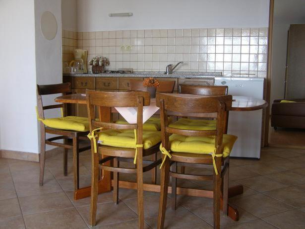 Apartments Jadranka Povile Novi Vinodolski Dış mekan fotoğraf